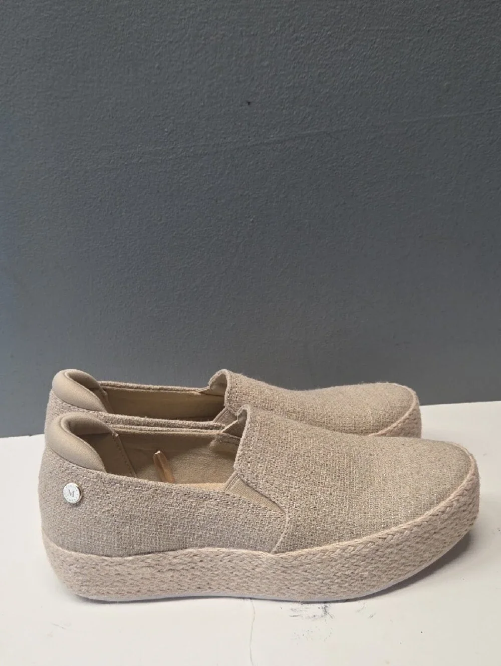 Skechers Espadrille Platform Sneakers in Natural Beige Martha Stewart Size 7